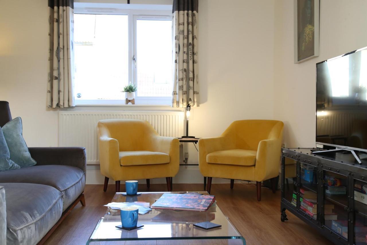 Burgess Yard 2-Bedroom Cottage, Бат Екстер'єр фото